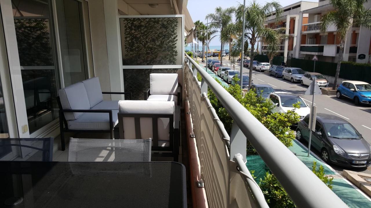 2p Et Parking Prive A 50m Des Plages. Apartment